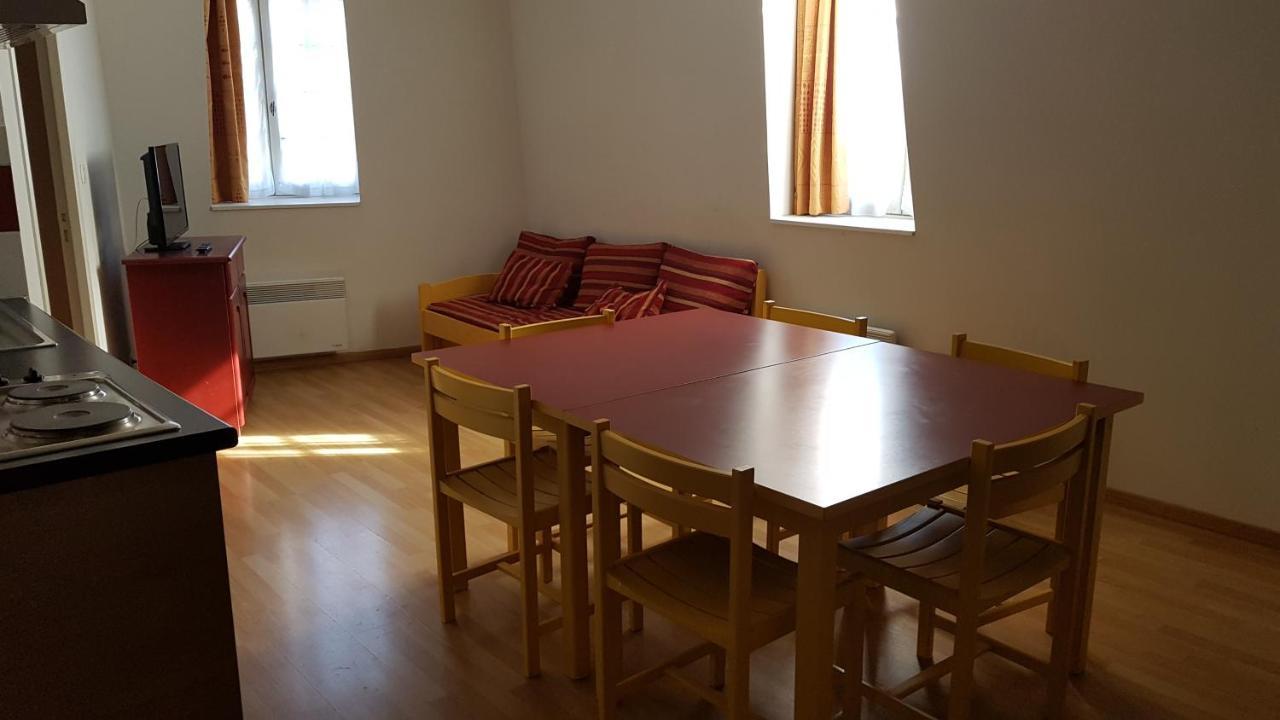 Saint-Geniez-dʼOlt Chateau Ricard מראה חיצוני תמונה